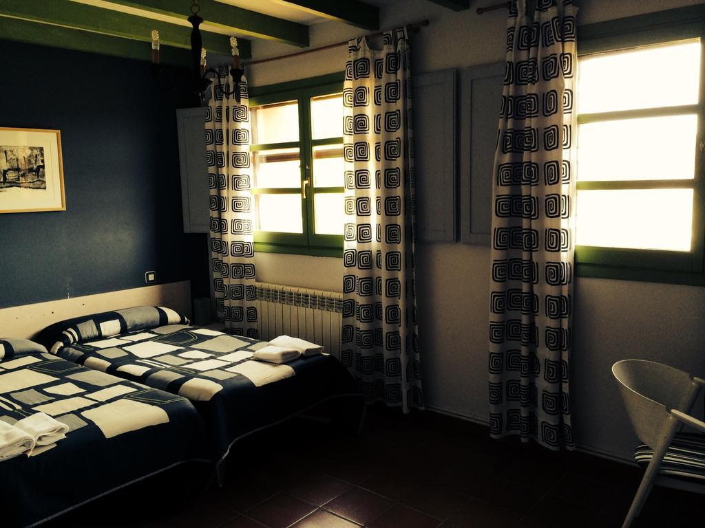 Fuendetodos Hotel Rural Capricho De Goya מראה חיצוני תמונה